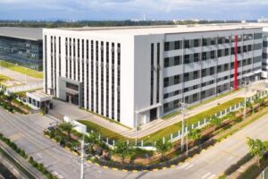 KCN Đồng Nai chiếm hơn 50% GRDP, 90% kim ngạch xuất nhập khẩu FDI. Tỉnh quy hoạch 89 KCN, tăng trưởng 10-12%/năm giai đoạn 2026-2030.