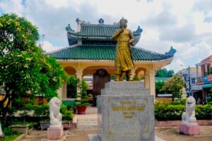 Nguyễn Hữu Cảnh thiết lập nền hành chính Đồng Nai năm 1698. Khám phá Đình Bình Kính, đại lộ, lễ giỗ Di sản Phi vật thể Quốc gia tại Đồng Nai.