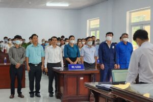 Các cựu cán bộ Đồng Nai trong vụ cấp 2,5 ha đất công cho tư nhân được tòa phúc thẩm xem xét giảm án. Xem chi tiết vụ việc.