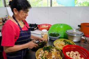 Khám phá những món ngon từ trái cây đặc sản Đồng Nai, góp phần thu hút du khách đến vườn thưởng thức và mua trái chín.