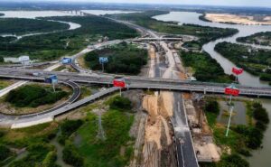 TP.HCM dự kiến xây siêu nút giao ba tầng kết nối Vành đai 3, cao tốc TP.HCM - Long Thành - Dầu Giây và tuyến liên cảng Cát Lái.