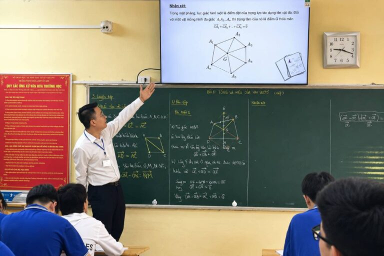 Khoảng cách 6 đến 8 năm xuất hiện một vụ nghiêm trọng về điểm thi TN THPT