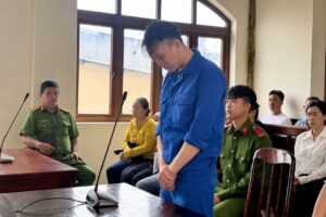 Tuyên án tử hình Nguyễn Minh Phúc vì cướp 1,5 triệu đồng rồi sát hại chủ tiệm tạp hóa. Diễn biến vụ án và nhận định của tòa.