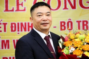 Viện trưởng Pháp y tâm thần bị cáo buộc nhận 3 tỷ đồng để “tạo vỏ bọc” cho tội phạm, gây chấn động dư luận.