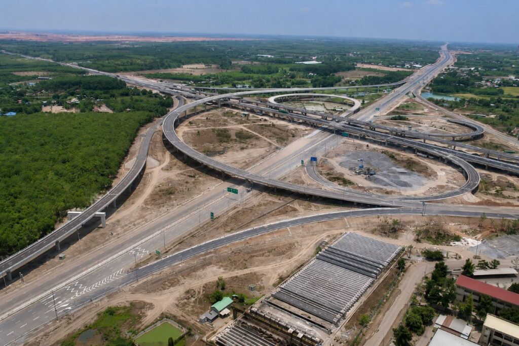 Đồng Nai thành lập 3 Ban QLDA chuyên ngành, kiện toàn đầu mối quản lý đầu tư xây dựng, hướng tới nâng cao hiệu quả triển khai hạ tầng