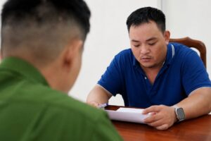 Bắt tạm giam tài xế Nguyễn Hồng Sin sau vụ sử dụng ma túy, gây tai nạn giao thông làm một người tử vong. Xem chi tiết vụ việc.