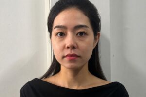 Bà chủ 9X đầu tư 5 tỷ đồng nhập hàng hiệu giả bán ở Phú Quốc. Xem diễn biến vụ việc và quá trình đầu thú của nghi phạm.