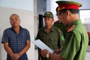 Bắt tạm giam Nguyễn Nhã Hội để điều tra hành vi nhận tiền "lo" xây dựng trái phép tại Trảng Dài, có dấu hiệu lừa đảo chiếm đoạt tài sản.