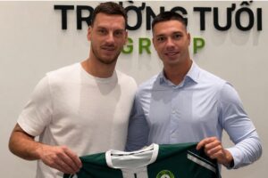 Đồng Nai chiêu mộ Milos Vulic từ Serie A, bổ sung tiền vệ chất lượng cho mùa giải V.League 2026/27. Xem chi tiết thương vụ.