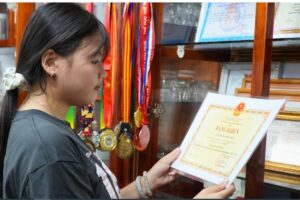 Nữ sinh biến cú trượt giải quốc gia thành động lực chinh phục Trường ĐH Cảnh sát Nhân dân. Câu chuyện truyền cảm hứng đáng đọc.