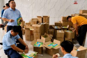 Đồng Nai tiêu hủy hơn 4.400 sản phẩm vi phạm, gồm thực phẩm chức năng, sữa và bia để ngăn hàng kém chất lượng quay lại thị trường.