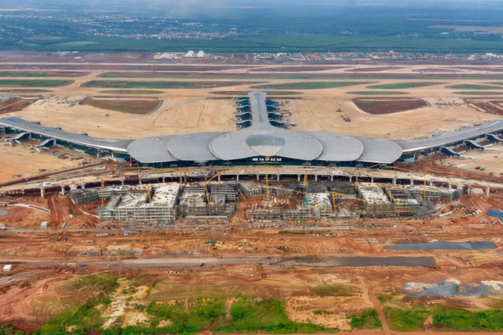 Sân bay Long Thành tăng tốc hoàn thiện nhiều hạng mục trong tháng 9 để phục vụ vận hành thử, hướng tới khai thác theo kế hoạch.