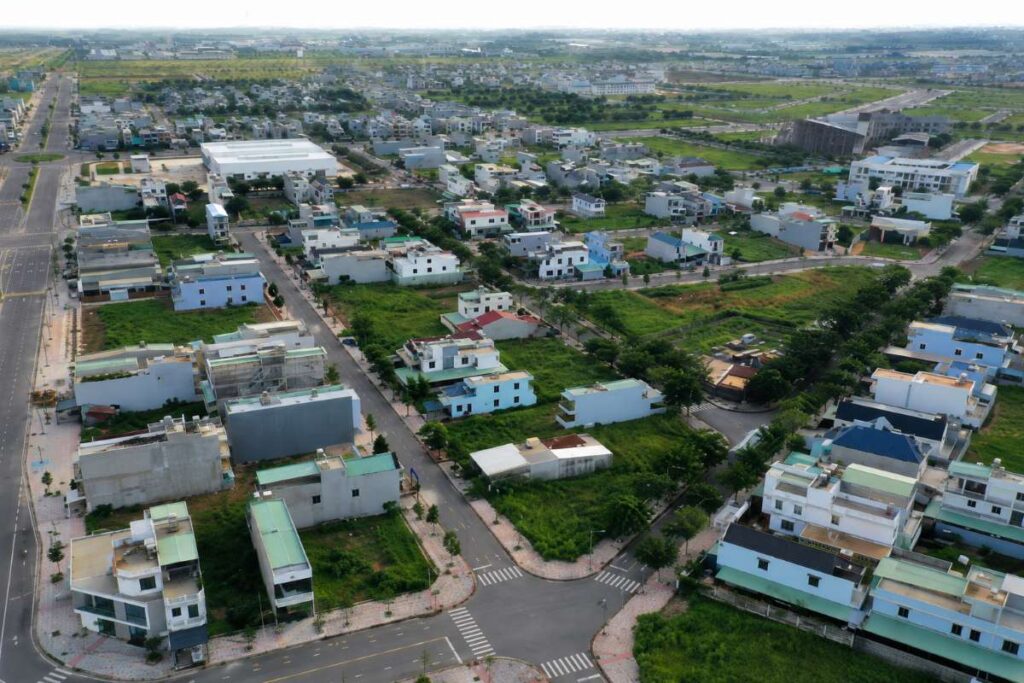 Đồng Nai báo cáo tiến độ dự án thành phố sân bay Long Thành, trong đó công tác thu hồi đất, bồi thường và tái định cư cơ bản hoàn thành.