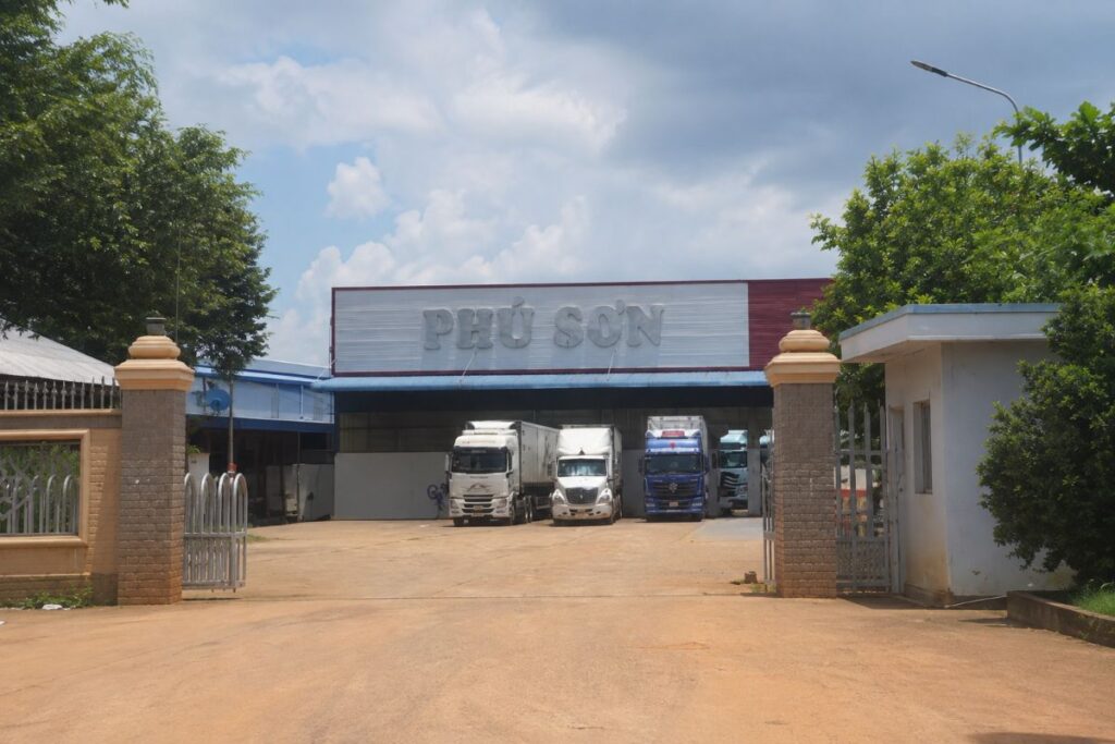 Điều tra vụ án mạng tại kho sầu riêng ở xã Nghĩa Trung, TP. Đồng Nai; nghi phạm đã bị bắt giữ để phục vụ công tác điều tra.