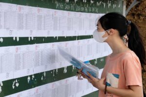 Vụ gian lận thi tốt nghiệp THPT 2026 cho thấy những lỗ hổng trong quy trình giám sát và đặt ra trách nhiệm của Bộ GD&ĐT.