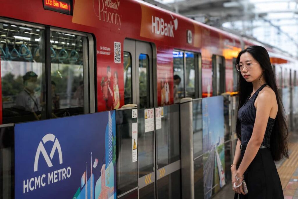Metro số 1 TPHCM được giao mục tiêu doanh thu hơn 615 tỷ đồng và lợi nhuận sau thuế 21,83 tỷ đồng trong năm 2026.