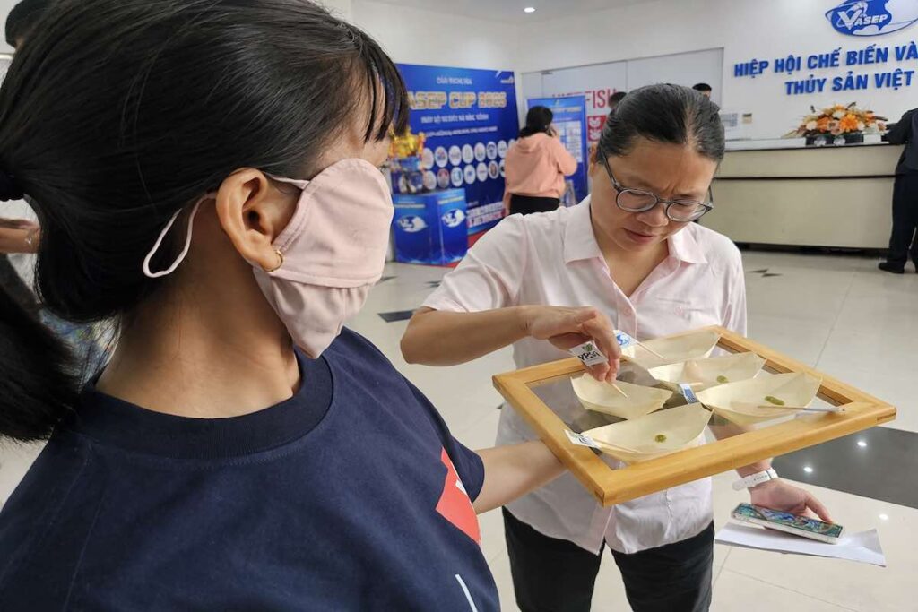 Xuất khẩu thủy sản tăng tốc nhờ tôm, hướng mốc hơn 12 tỷ USD năm 2026; nhiều mặt hàng mở rộng thị trường, tạo đà tăng trưởng.