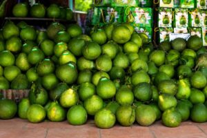 Khám phá làng bưởi Tân Triều ở Đồng Nai, nơi nổi tiếng với những giống bưởi đặc sản và nghề trồng bưởi lâu đời.