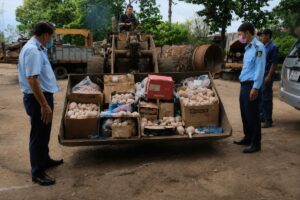 Đồng Nai tiêu hủy 585 kg thực phẩm không rõ nguồn gốc sau kiểm tra thị trường, tăng cường bảo vệ an toàn thực phẩm và người tiêu dùng.