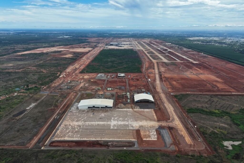 Nhiều công trình dịch vụ mặt đất tại sân bay Long Thành chậm tiến độ, làm gia tăng áp lực hoàn thành đồng bộ trong năm 2026.