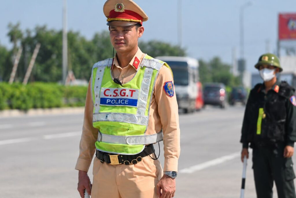 Cục CSGT lập 2 tổ công tác, phối hợp Đồng Nai tăng cường tuần tra, kiểm soát và xử lý vi phạm trên Quốc lộ 1A, Quốc lộ 20.