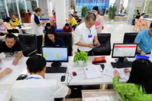 Bộ Nội vụ yêu cầu các bộ, ngành, địa phương rà soát toàn bộ trường hợp nghỉ việc hưởng chế độ theo Nghị định 178 và báo cáo trước ngày 15-9.