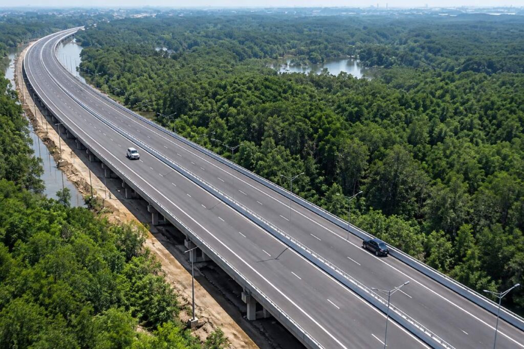 Cao tốc Bến Lức - Long Thành sắp khai thác, mở hành lang kết nối miền Tây với sân bay Long Thành và khu vực Đông Nam bộ.