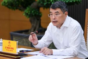 Thủ tướng Lê Minh Hưng yêu cầu quản chặt giá thuốc, thiết bị y tế từ gốc, giảm khâu phân phối và loại bỏ chi phí trung gian.