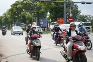 Cao tốc Bến Lức – Long Thành thông xe toàn tuyến, giúp giao thông trên đường Nguyễn Văn Linh có thời điểm thông thoáng hơn.