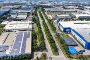 Công nghiệp Đồng Nai tiếp tục là động lực chủ yếu của tăng trưởng kinh tế, cùng lĩnh vực xây dựng tạo nền tảng cho phát triển địa phương.