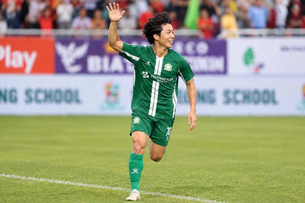 Công Phượng và CLB TP.Đồng Nai đang gặp khó tại V-League 2026-2027. Điều gì khiến đội bóng đứng cuối bảng sau 5 vòng đấu?