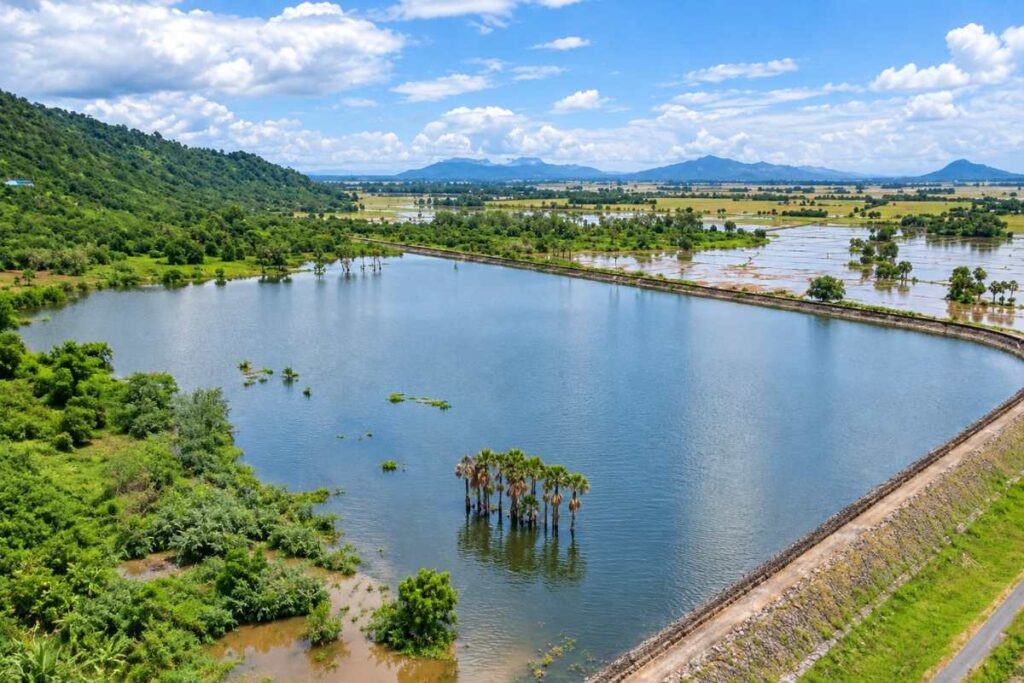 Hồ Núi Dài 2 góp phần cung cấp nước tưới cho vùng cao Bảy Núi, giúp nông dân chủ động sản xuất nông nghiệp.