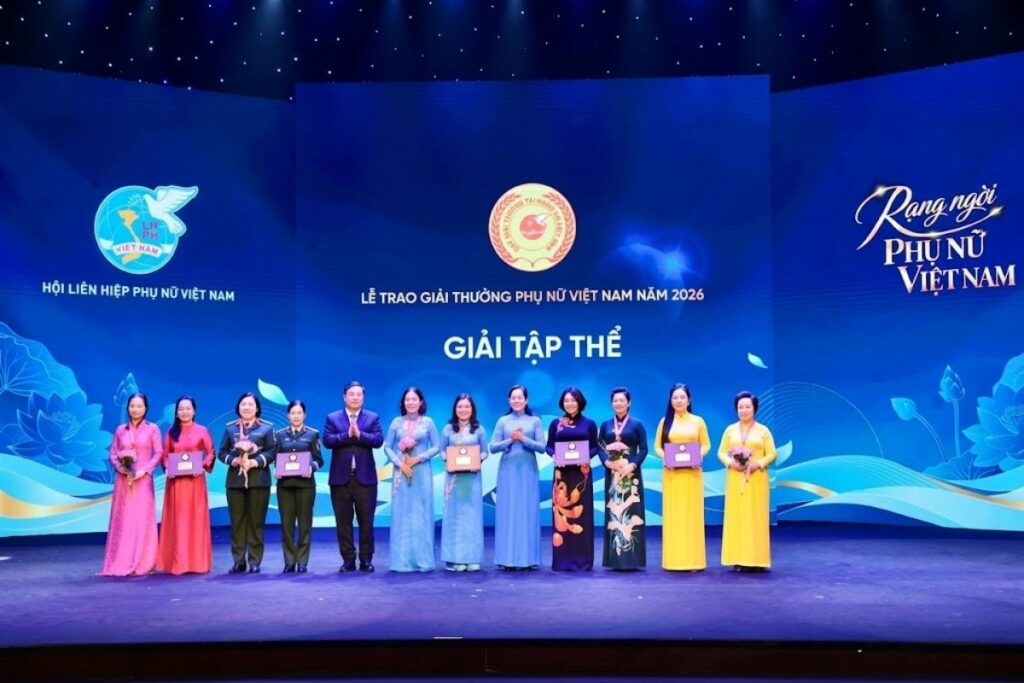 Hội Nữ doanh nhân tỉnh Thái Nguyên được vinh danh tại Giải thưởng Phụ nữ Việt Nam 2026, ghi nhận đóng góp trong phát triển kinh tế và nông sản địa phương.