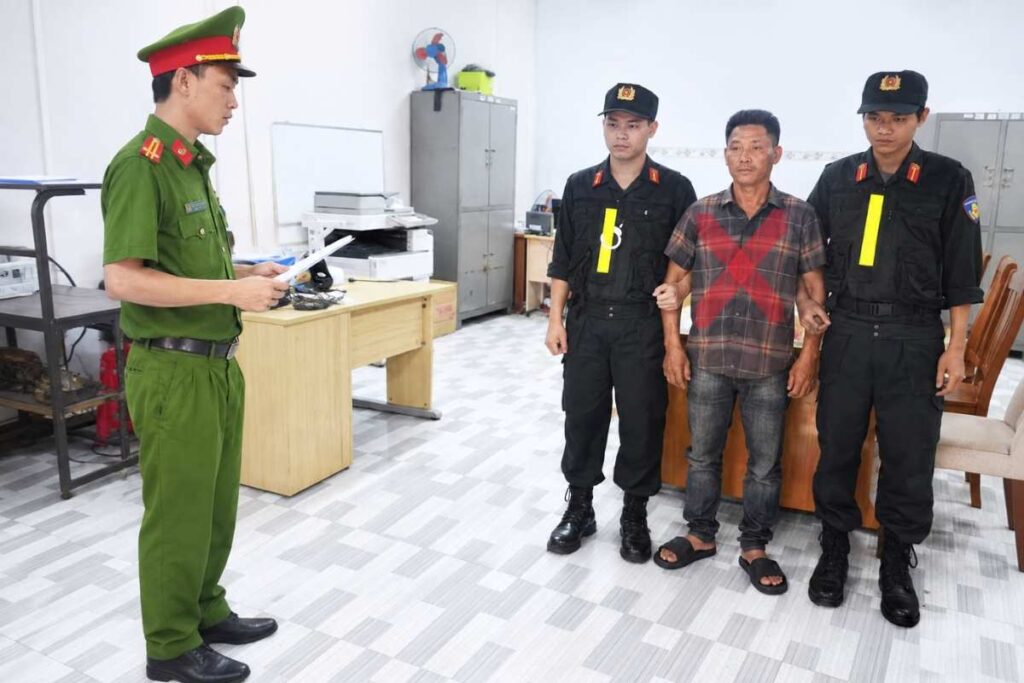 Ngô Thanh Quang bị khởi tố, bắt tạm giam tại Đồng Nai để điều tra hành vi chống người thi hành công vụ.
