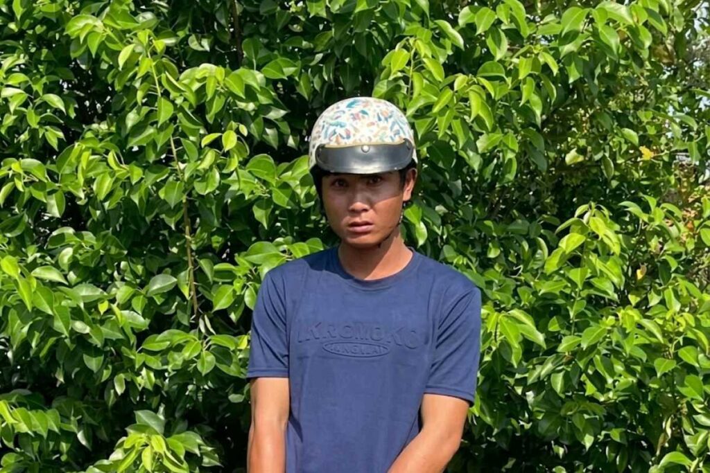 Công an khởi tố, bắt tạm giam Lê Chí Tưởng để điều tra vụ hiếp dâm cô gái 21 tuổi trên đường đi làm về.