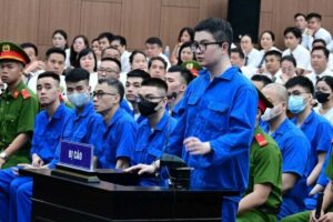 Mẹ Phó Đức Nam trình bày về tình trạng sức khỏe của con trai và đề nghị xem xét việc giám định pháp y tâm thần tại phiên tòa.
