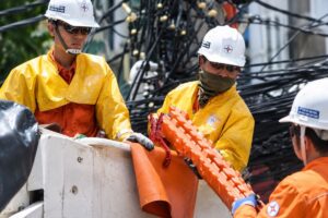 Phó thủ tướng yêu cầu tính toán giảm giá điện từ ngày 1.11, hướng đến hỗ trợ người dân, doanh nghiệp và bảo đảm an sinh xã hội.