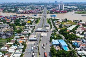 Cục Đường bộ yêu cầu khẩn trương khắc phục hư hỏng mặt đường, bất cập giao thông trên Quốc lộ 1 qua Đồng Nai, nhằm bảo đảm an toàn giao thông.