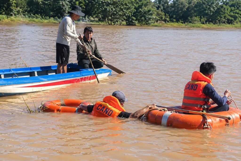 Tìm thấy thi thể người đàn ông đuối nước ở Đồng Nai, lực lượng chức năng hoàn tất công tác tìm kiếm nạn nhân.